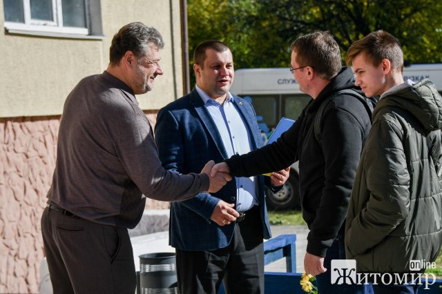 На Житомирщині переселенцям дали 8 соцквартир, які купили за кошти держбюджету. ФОТО