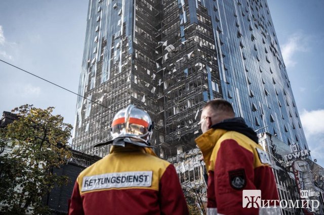 Наслідки російських ударів по Києву. ФОТО
