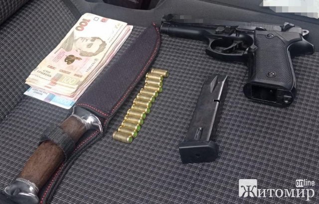 У Вінниці затримали чоловіків, які тримали в підвалі та вимагали 230 тис. грн у жителя Житомирської області. ФОТО. ВІДЕО