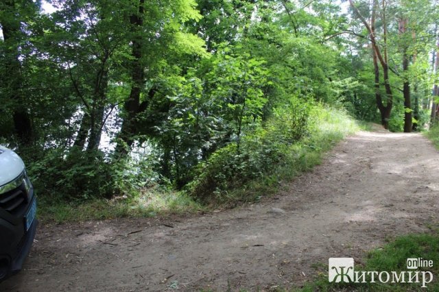 У Житомирі 46-річний адвокат вбив свого товариша та одружився з його дівчиною. ФОТО