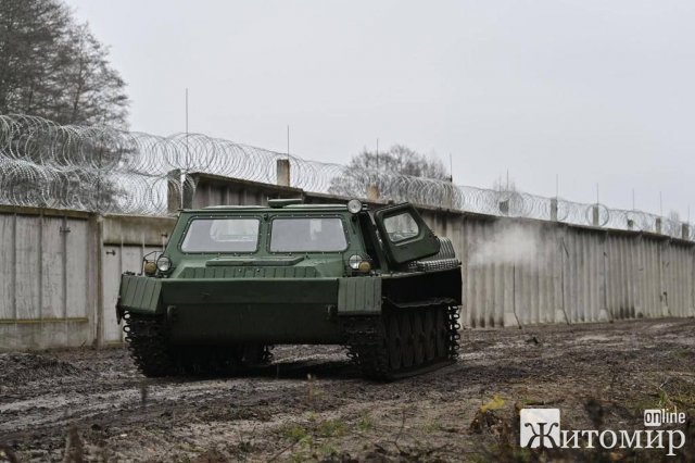 Україна будує стіну на кордоні із білоруссю. ФОТО