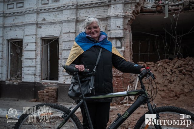 «Культурний десант» разом житомирськими волонтерами відвідали деокупований Куп’янськ