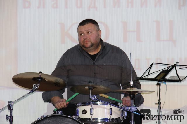 Музична школа «Гармонія» організувала благодійний різдвяний концерт на підтримку ЗСУ