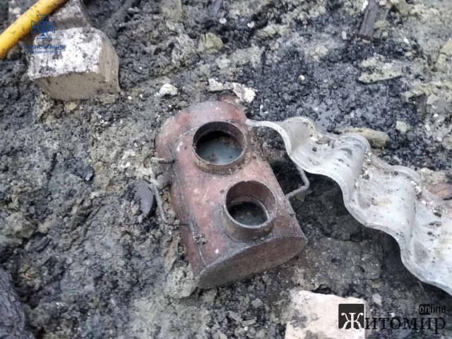 У селі Бердичівського району через буржуйку загинули батько з донькою. ФОТО