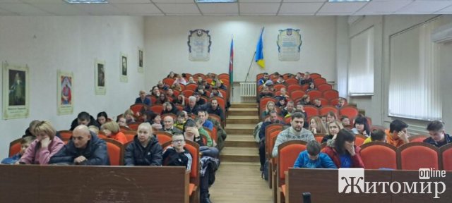 У Житомирській політехніці відбувся благодійний чемпіонат області із шахів. ФОТО