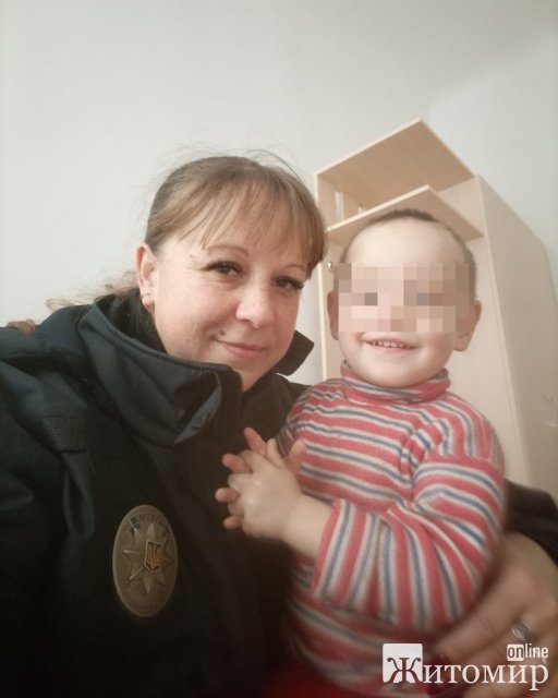 На Звягельщині мати покинула дворічне маля на три дні. ФОТО