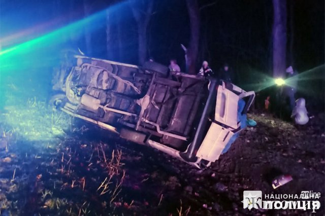 На Хмельниччині розбився автобус Харків — Ужгород: багато потерпілих. ФОТО