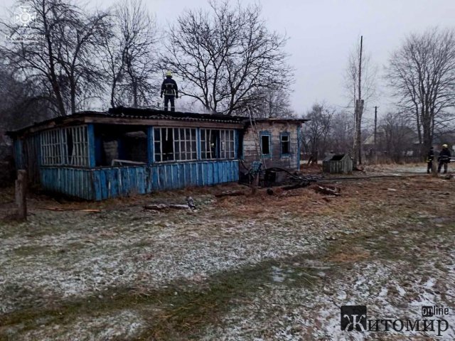 У селі на півночі Житомирської області на пожежі загинули дві людини. ФОТО