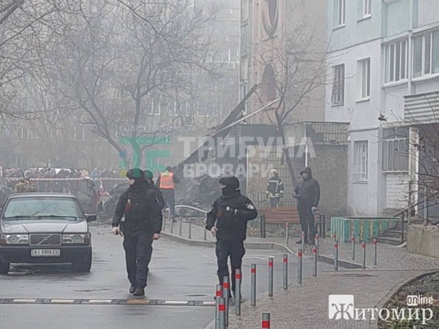 У Броварах біля дитячого садка впав літальний апарат. ОНОВЛЕНО.ФОТО