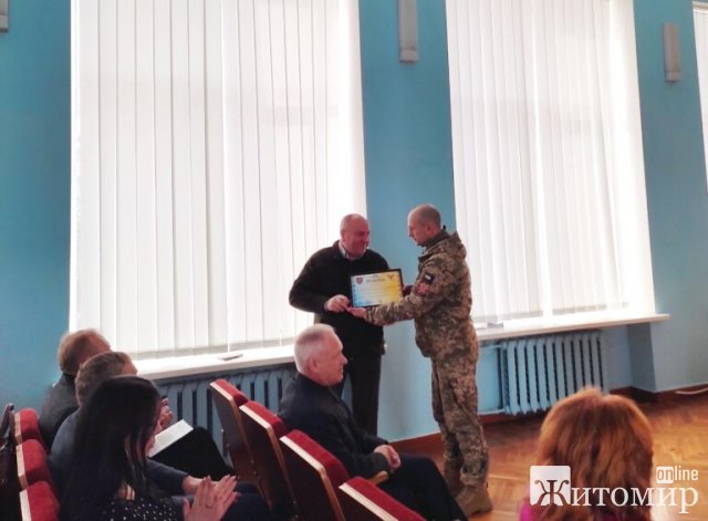 До Пулинської громади з концертом завітав оркестр житомирської 95-ї ОДШБр