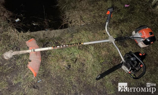 На Звягельщині викрили чоловіка, який виніс з чужого домоволодіння електроінструменти. ФОТО