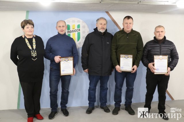 Для школярів та дошкільнят у Житомирі зробили ще одне укриття. ФОТО