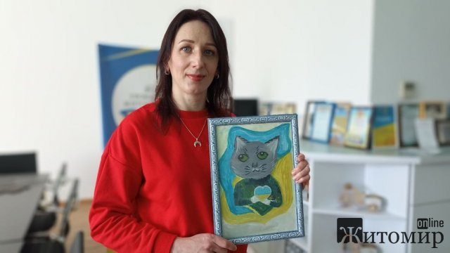 Чотирирічний Матвій із Житомира продав свою картину на аукціоні, а виручені гроші передав на ЗСУ. ФОТО