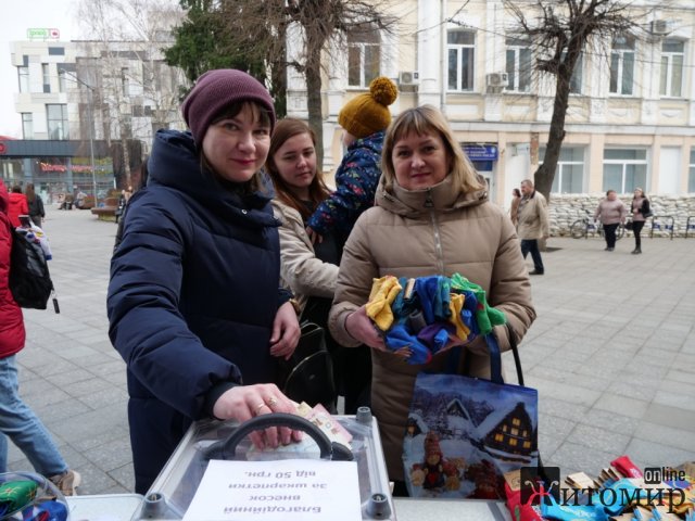 На Михайлівській в Житомирі відбулась «Акція на підтримку дітей з синдромом Дауна». ФОТО