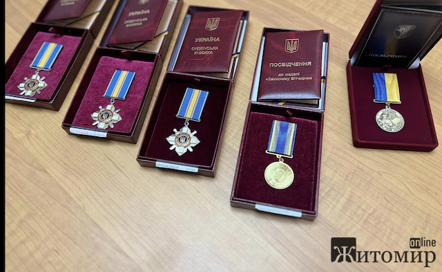 Сергій Сухомлин вручив державні нагороди загиблим Захисникам. Посмертно Сергій Сухомлин вручив державні нагороди загиблим Захисникам. Посмертно