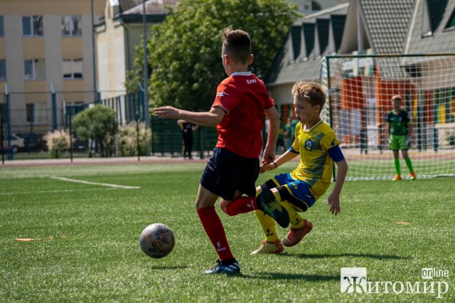 Команда житомирського ліцею №23 стала переможцем Шкільної ліги з футболу. ФОТО