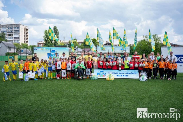 Команда житомирського ліцею №23 стала переможцем Шкільної ліги з футболу. ФОТО
