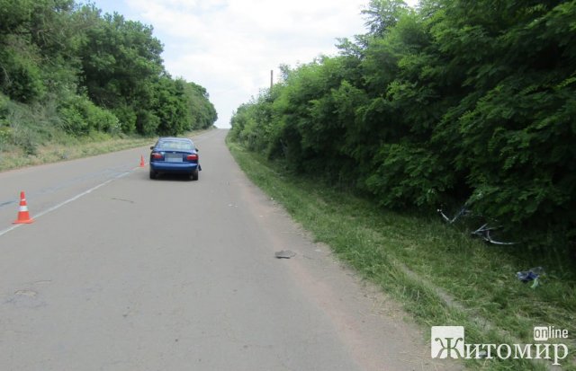 У селі Бердичівського району водійка на Lanos наїхала на велосипедиста: 17-річний водій двоколісника травмований