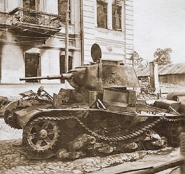 Унікальні фото перехрестя бульвару та Великої Бердичівської у 1941 році