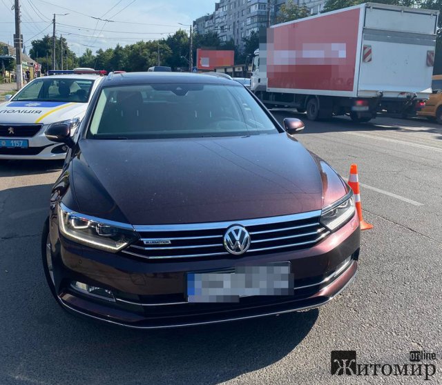У Житомирі поліцейські затримали причетного до викрадення Volkswagen. ФОТО