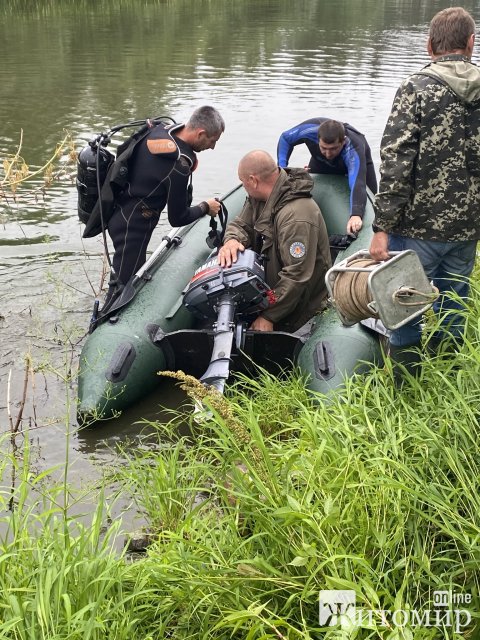 На Житомирщині водолази дістали тіла двох потопельників. ФОТО