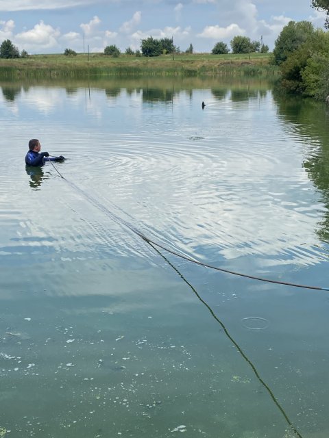 На ставку в Бердичівському районі водолази знайшли тіло чоловіка. ФОТО