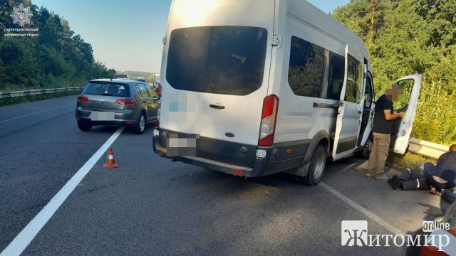 Зранку сталася ДТП між селами Глибочиця та Станишівка. ФОТО