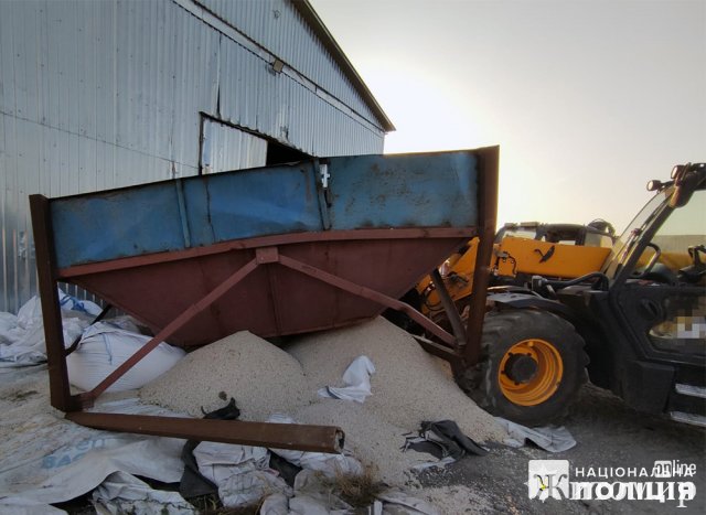 На території підприємства в Житомирській області загинули двоє чоловіків. ФОТО