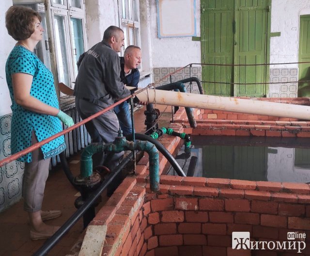 Житомирському водоканалу привезли 23 тонни коагулянку для очистки води: цього вистачить на декілька діб