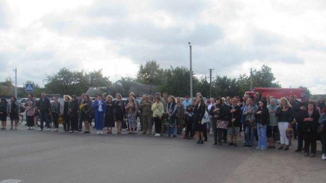 У селищі Житомирської області відкрили алею слави пам