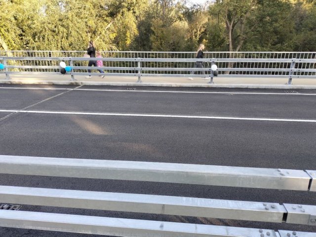 У Малині відкрили відбудований міст, який на початку повномасштабної війни зруйнували окупанти