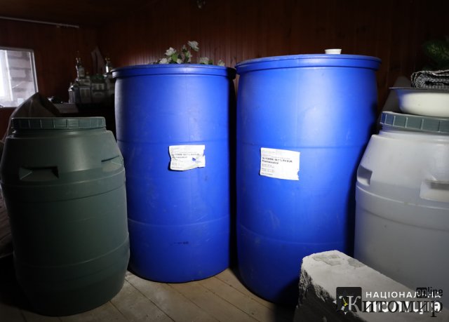 Продавали алкофальсифікат: у Житомирі оголосили підозри організатору незаконного бізнесу та його спільникам