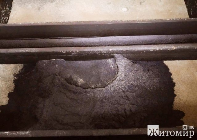 У Житомирі водоканал оновлює фільтри на водопровідній насосній станції, аби покращити якість води