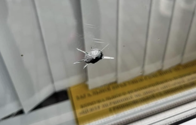 У Гришківцях під Бердичевом обстріляли амбулаторію. ФОТО У Гришківцях під Бердичевом обстріляли амбулаторію. ФОТО
