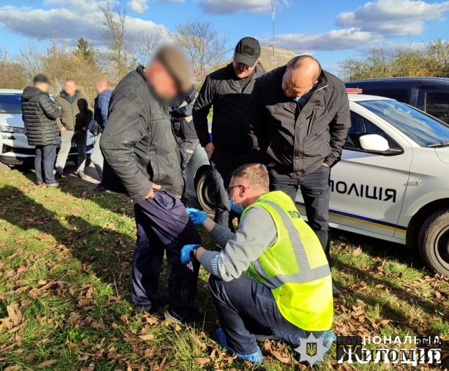 На Бердичівщині п’яна жінка зарізала співмешканця і хотіла приховати свою причетність