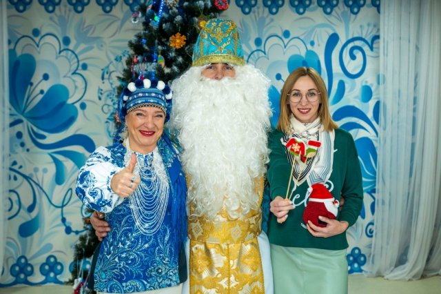 У Житомирі «Різдвяна майстерня» міського культурно-спортивного центра запрошує на гостину