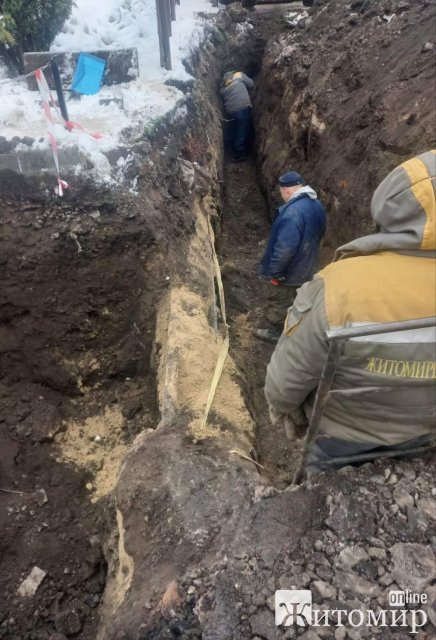 Через підвищення температури у працівників житомирського водоканалу побільшало роботи. ФОТО