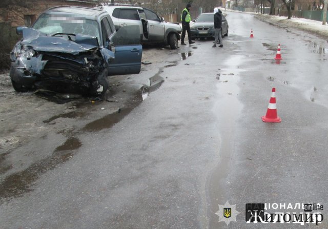 ДТП у Бердичеві: травмовані четверо людей. ФОТО