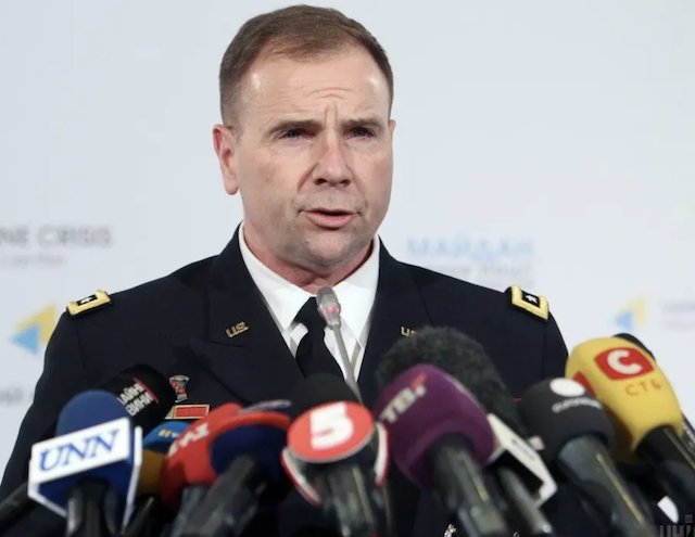 Їх треба повернути: впливовий військовий про українських чоловіків, що «гуляють у Європі» Їх треба повернути: впливовий військовий про українських чоловіків, що «гуляють у Європі»