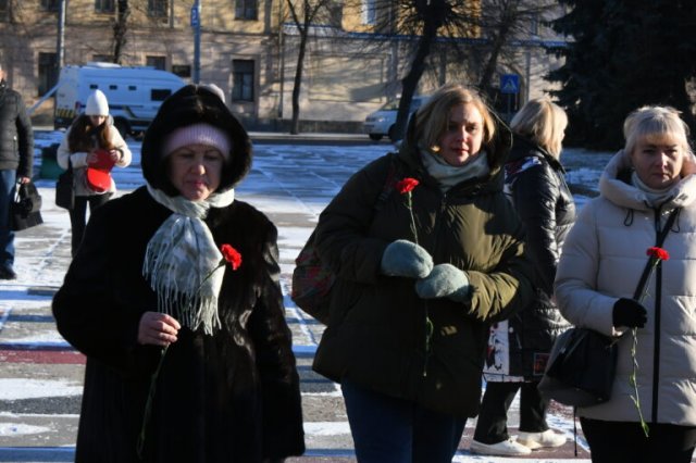 У Житомирі покладанням квітів відзначили 117-ту річницю від дня народження Сергія Корольова. ФОТО