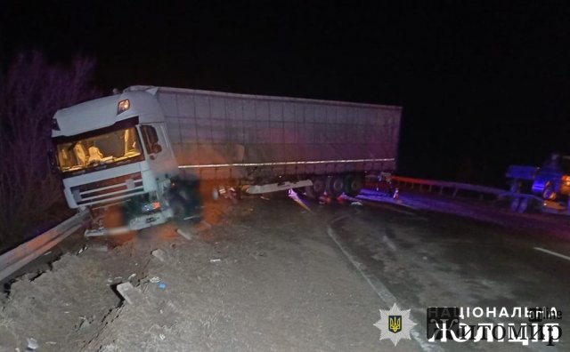 Подробиці автотрощі на трасі в Житомирській області: один водій загинув. ФОТО