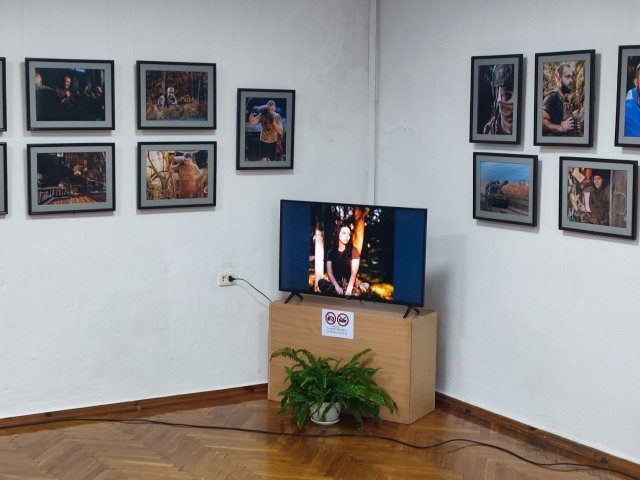 У Бердичеві відкрилася фотовиставка воїна 26-ї бригади Олександра Дідовця