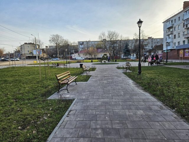 Сквер у центрі Житомира, відремонтований минулого року за 5,4 млн грн. ФОТО
