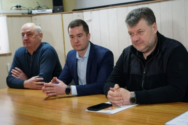 Керівник ОВА представив нового директора ДП “Житомирстандартметрологія” та привітав колектив зі святом