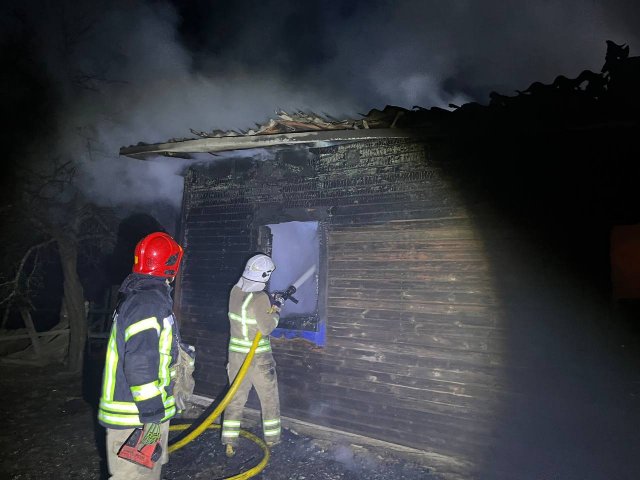 На півночі Житомирщини вогонь знищив житловий будинок. ФОТО