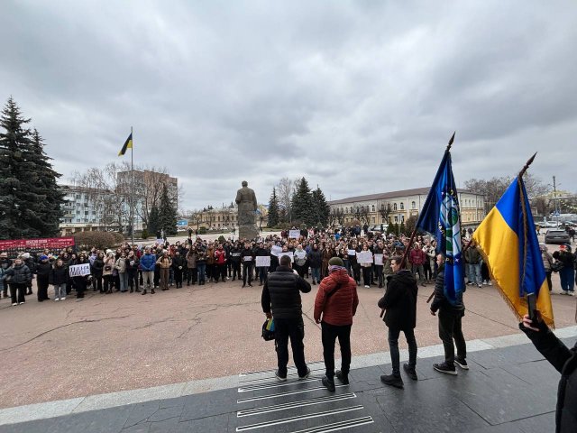 Студенти "Поліського" університету пікетували під вікнами Житомирської облради