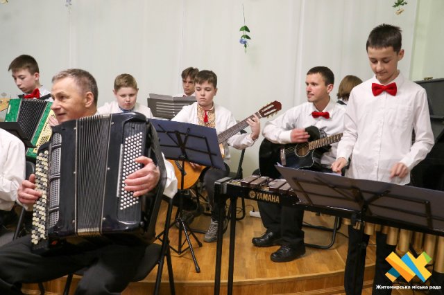 У Житомирі музичній школі «Смолянка» – 50 років 
