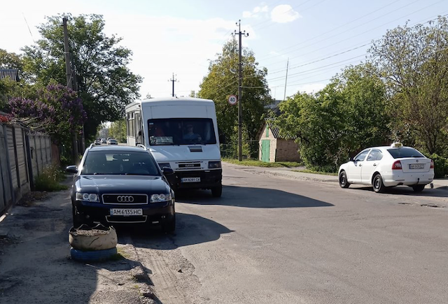 У Бердичеві водій маршрутки відмовився пільгово перевозити дитину У Бердичеві водій маршрутки відмовився пільгово перевозити дитину