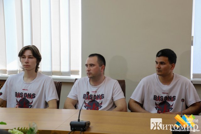 У Житомирі презентували новий вид спорту - «Флаг-футбол» 