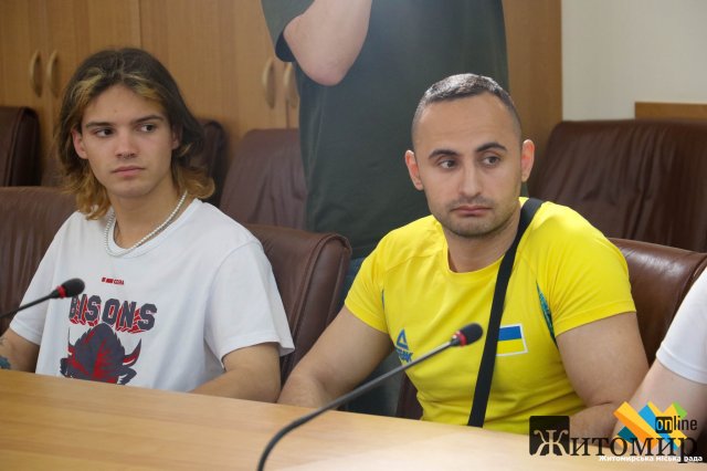 У Житомирі презентували новий вид спорту - «Флаг-футбол» 